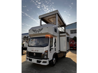 劇組房車 劇組發電機 明星吃飯住宿化妝房車